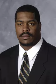 Ryan Lowery 2006 headshot