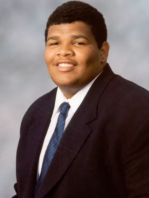 Robert Zapata 2003 headshot