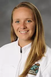 Kaitlyn Trodden 2016 headshot