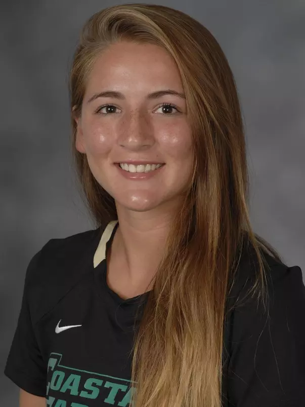 Karley Barreno 2014 headshot