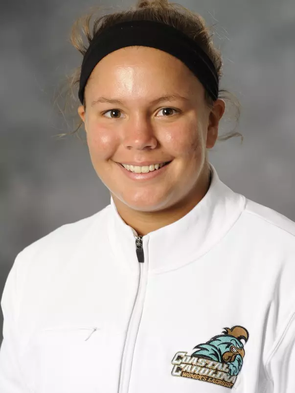 Courtney Genovese 2016 headshot