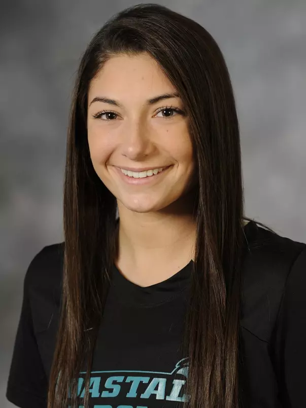 Gabby Vujanic 2015 headshot