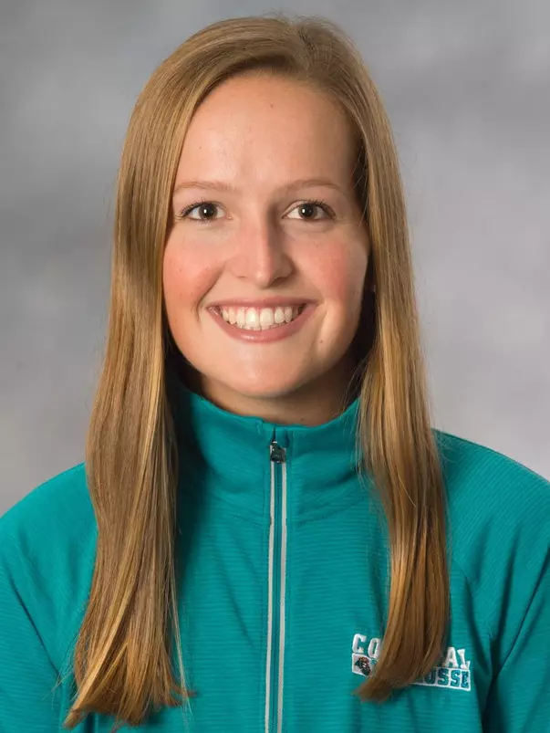 Kiley Decker 2018 headshot