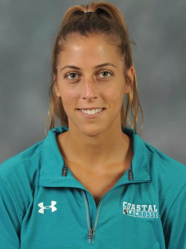 Lyla Robinson 2020 headshot