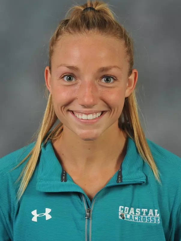 Abbey Buchanan 2020 headshot