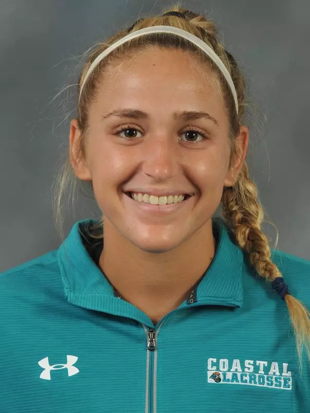 Abi George 2020 headshot