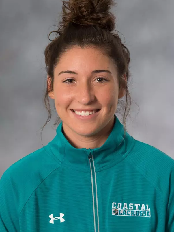 Anya McSorley 2018 headshot
