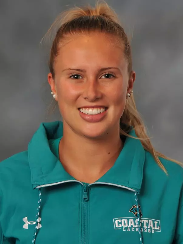 Avery Drouin 2019 headshot