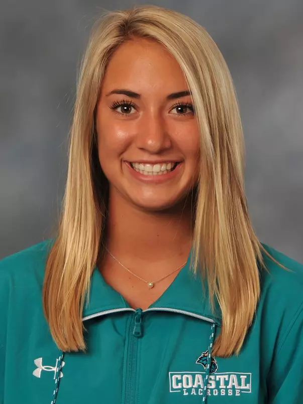 Carlie Doughty 2019 headshot