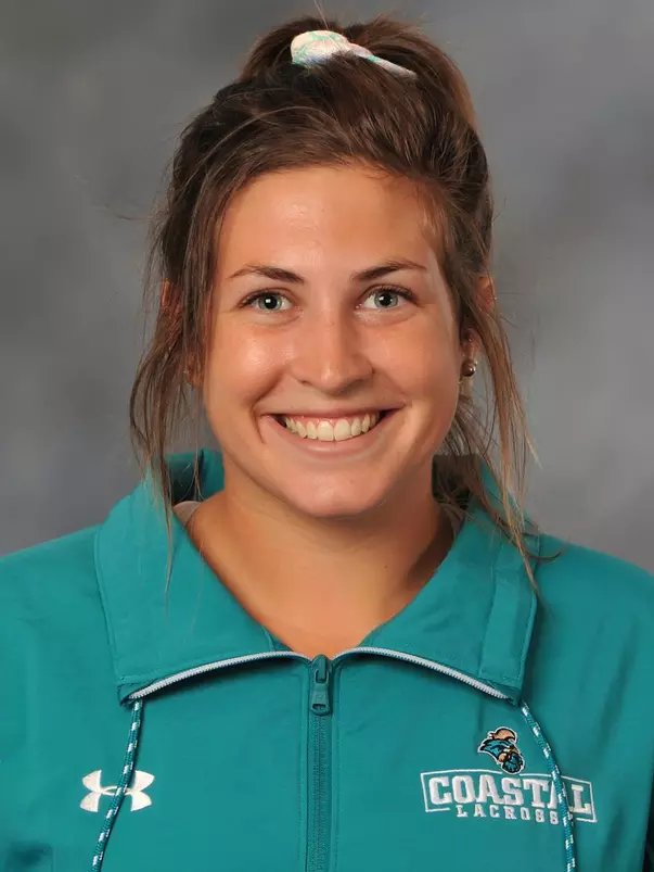 Emily D'Orsaneo 2019 headshot