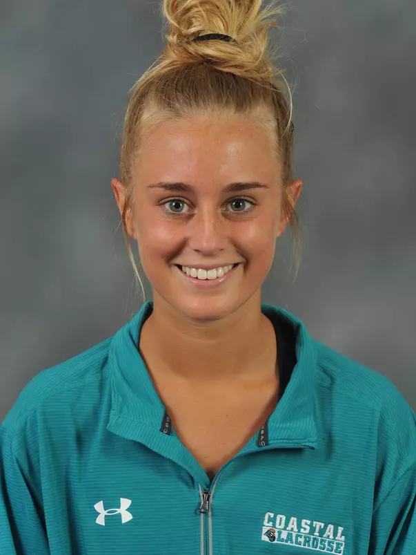Hannah Close 2020 headshot