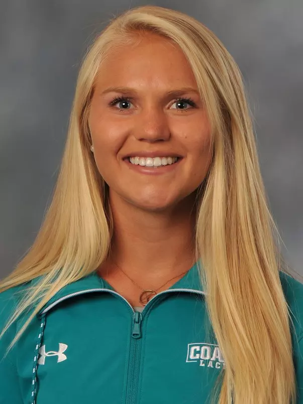 Hannah Krin 2019 headshot