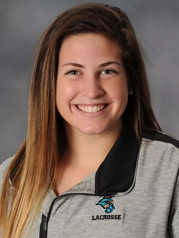 Emily D'Orsaneo 2017 headshot