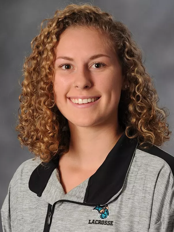 Lyndsey McLamb 2017 headshot