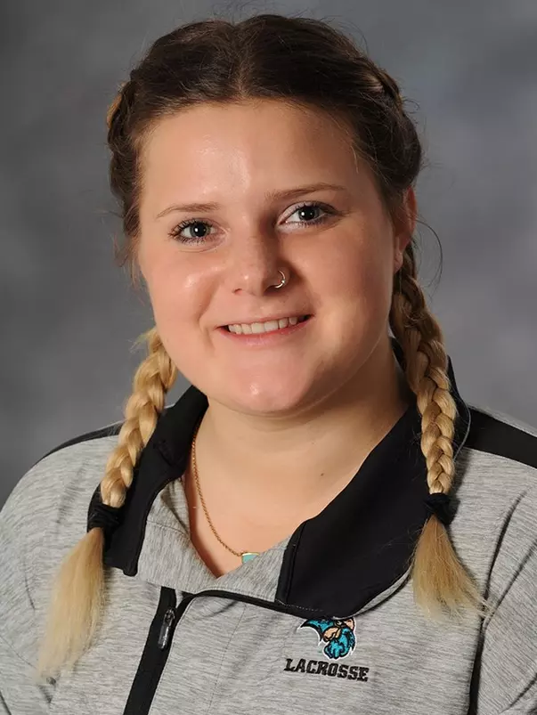Megan Busch 2017 headshot