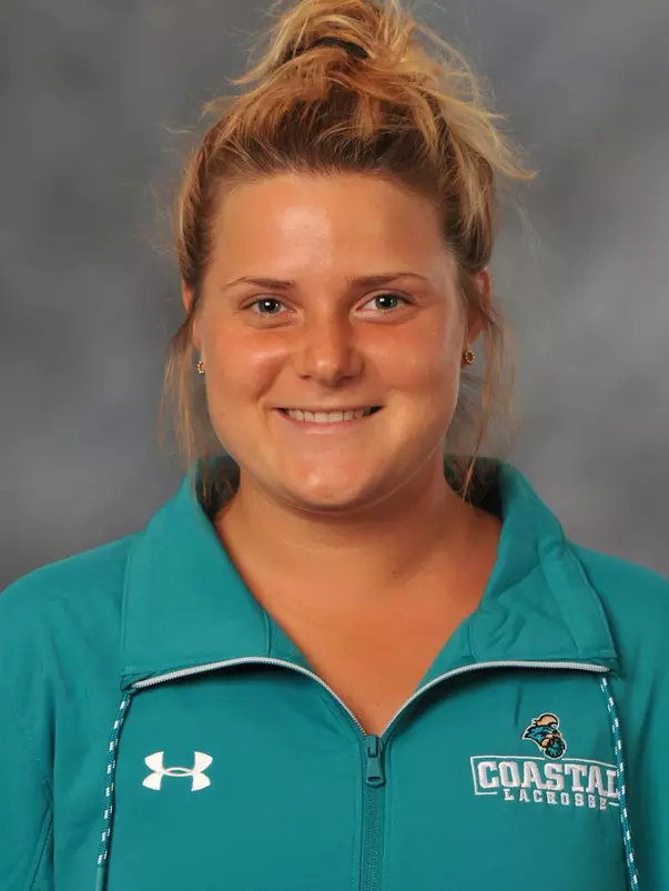 Megan Busch 2019 headshot