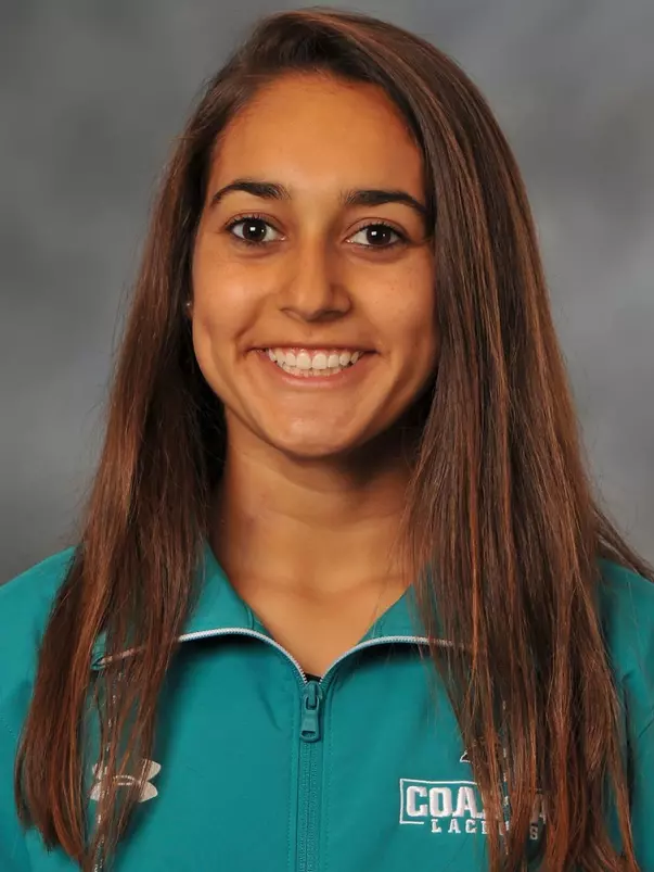 Paulina DeAnda 2019 headshot