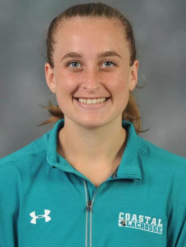 Regan McComb 2020 headshot