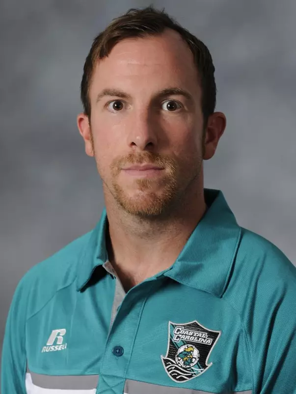 Lucas Zicher 2015 headshot