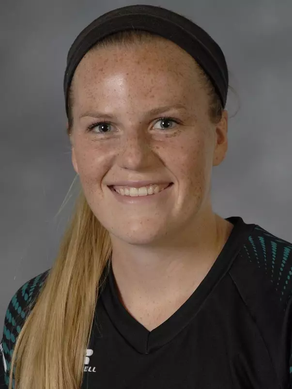 Melanie Flatter 2014 headshot