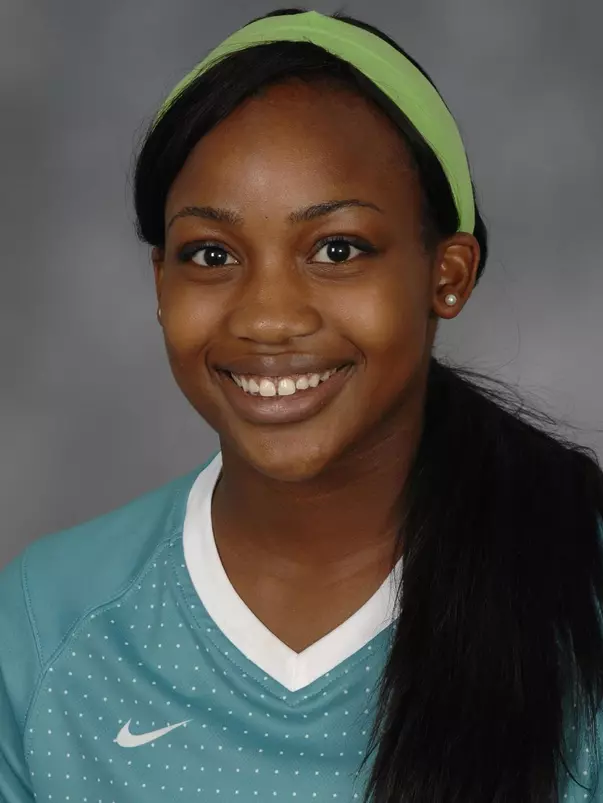 Mikayla Williams 2013 headshot