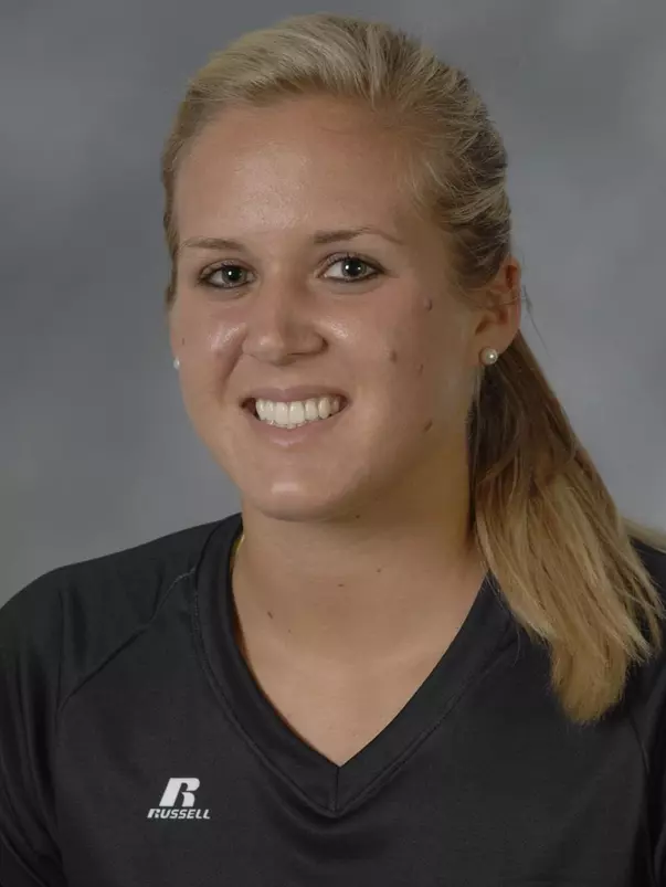 Faith Farley 2014 headshot