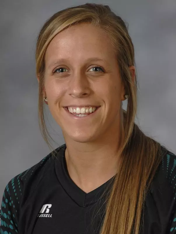 Christina Stern 2014 headshot