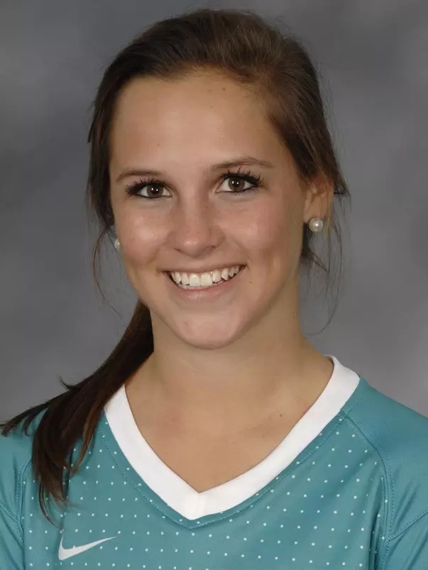 Olivia Fear 2013 headshot