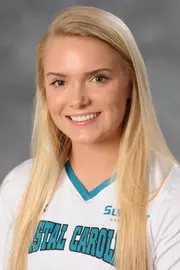 Amy Hicks 2016 headshot