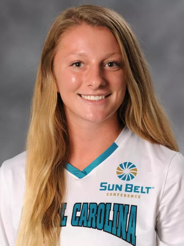 Ashley Lynch 2016 headshot