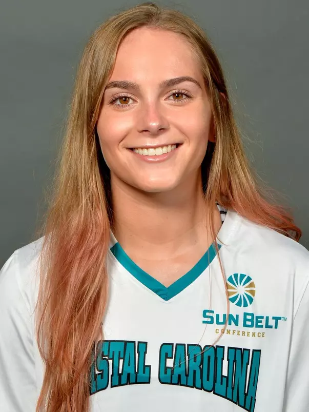 Paige Pfau 2017 headshot