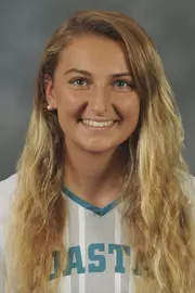 Gabbi Leach 2019 headshot