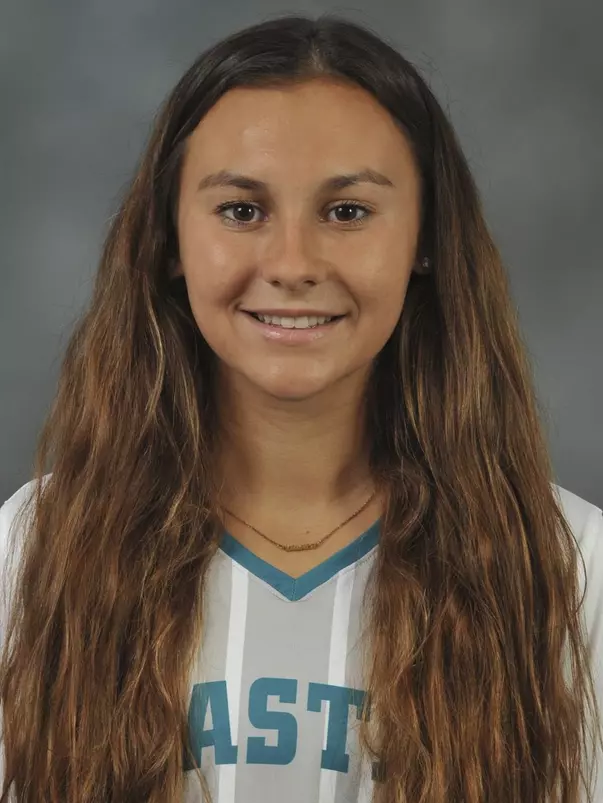 Lauren Denning 2019 headshot