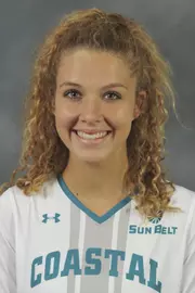 Lindie Clark 2019 headshot