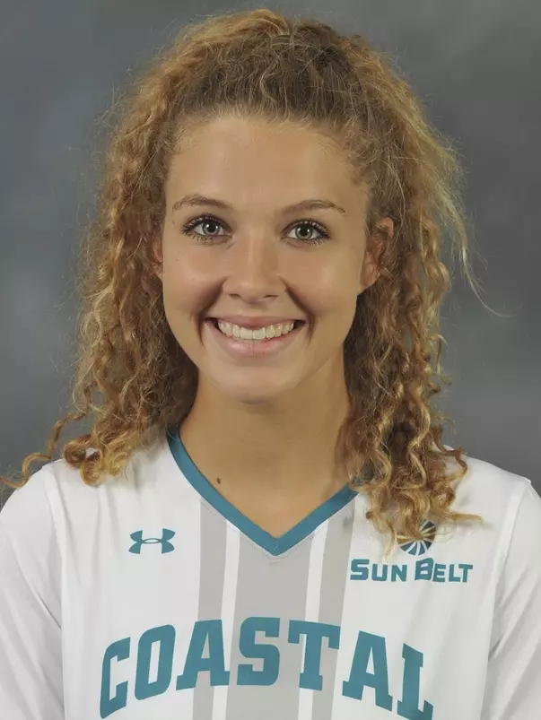 Lindie Clark 2019 headshot