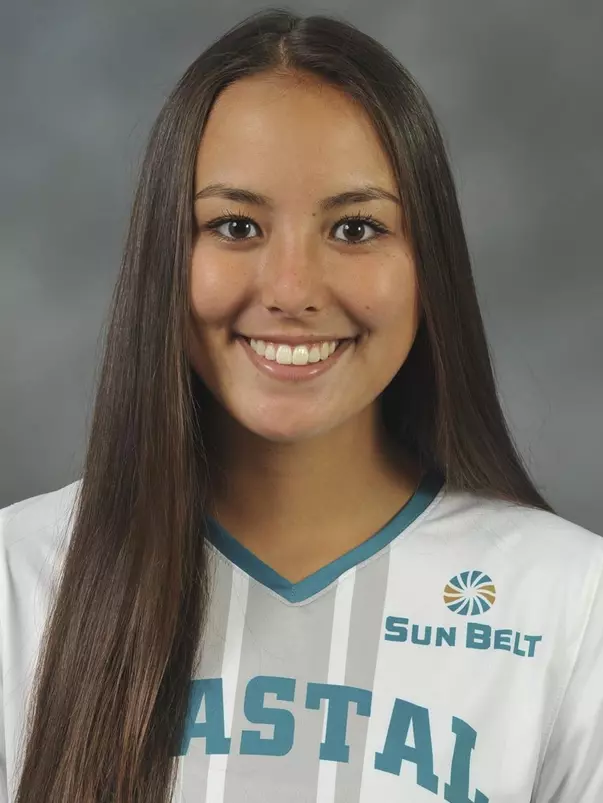 Loranna Austin 2019 headshot