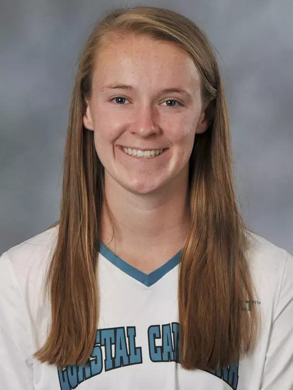 Mackenzie Cherry 2018 headshot