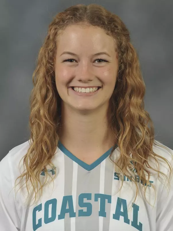 Megan Brouse 2019 headshot