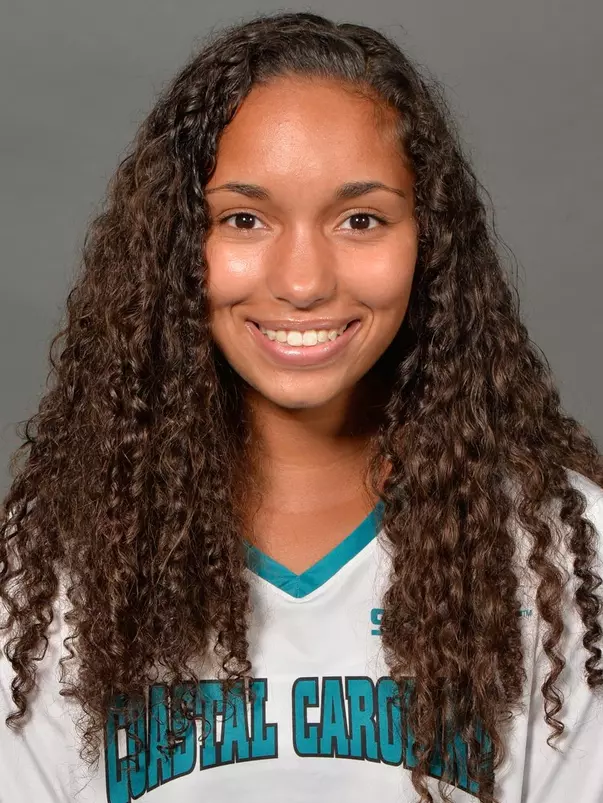 Brianna Oliver 2017 headshot