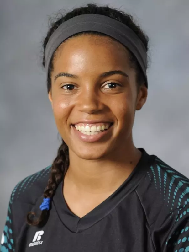 Amber Adams 2015 headshot