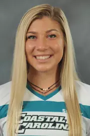 Andrea Egerer 2020 headshot