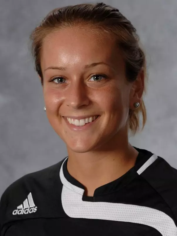 Anna Tupy 2008 headshot