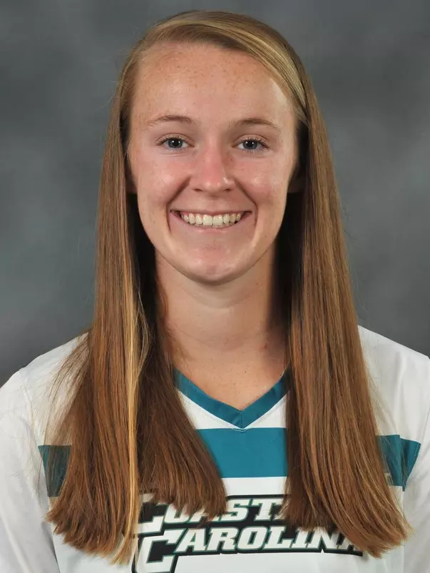 Mackenzie Cherry 2020 headshot