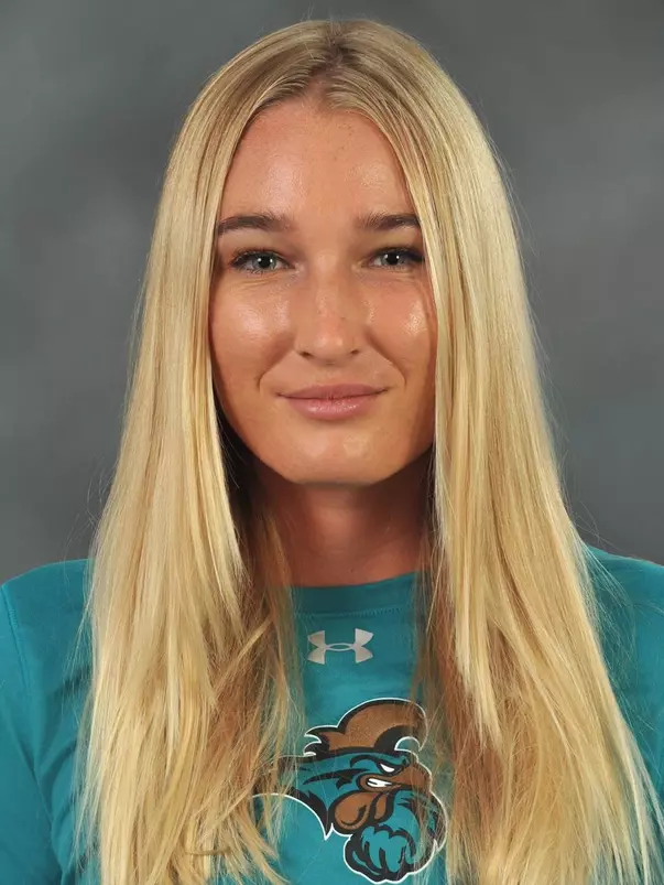 Kristyna Jurkova 2020 headshot