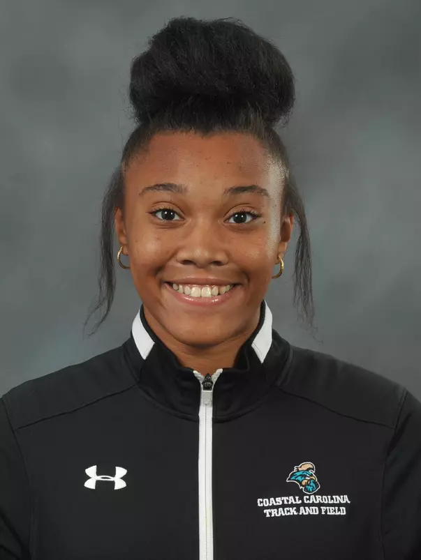 Anais Williams 2020-21_cropped.jpg