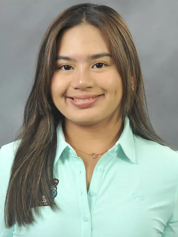 Nicole Abelar