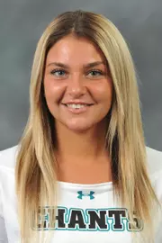Hannah Calarco 2021-22 headshot