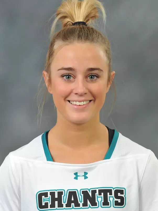 Hannah Close 2021-22 headshot