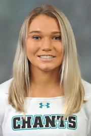 Sydney Fox 2021-22 headshot