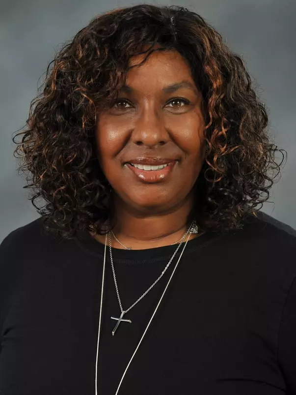 Deitre Collins-Parker Associate head coach 2021 headshot